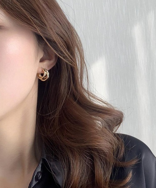 ピアス シンプルなのに上品なトリプルフープピアス レディース