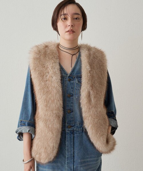Gin！！mal. レレレさんベージュ ファーロング ベスト M、Lサイズ Loungedress ベスト ジレ フェイクファーベスト レディース