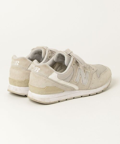 New Balance（ニューバランス） ローカットスニーカー 24cm ベージュ