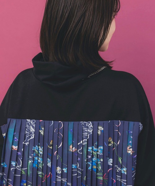 iS ScoLar（イズスカラー） ワンピース 553274：花柄素材切替