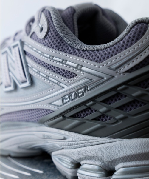 New Balance（ニューバランス） シューズ 24.5cm グレー レディース