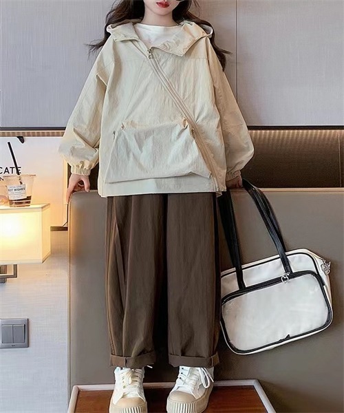 FREE STYLISTS マウンテンパーカー ウインドブレーカー フード付き