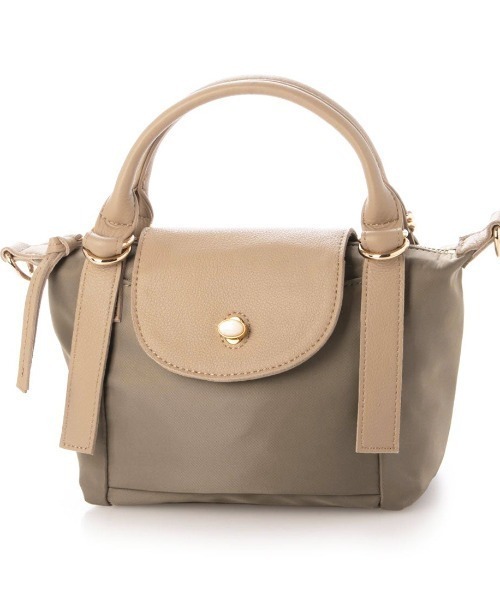 Perche 2wayショルダーバッグ 【新品・未使用】 perche（ペルケ） ショルダーバッグ バッグ perche / ナイロン×牛革
