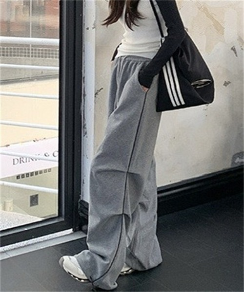 LYFT ブラックジャージパンツ サイドパイピング LYFT Training Wear/Pants:Stripe Pants - Black – LÝFT