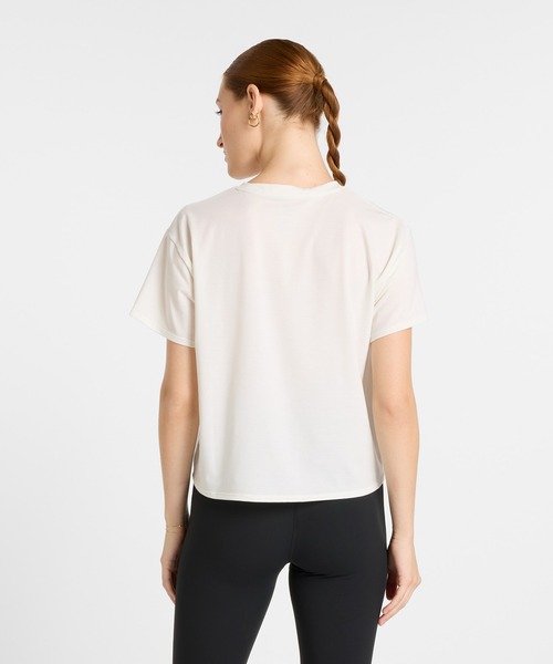 New Balance tシャツ Drapey リラックスドショートスリーブT