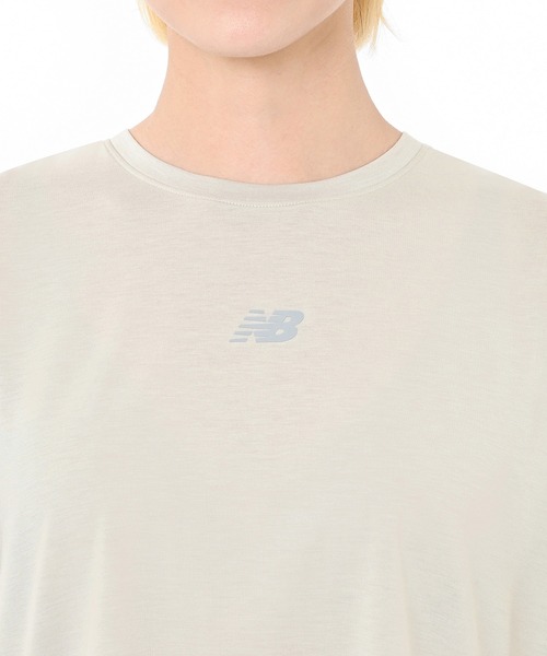 New Balance tシャツ Drapey リラックスドショートスリーブT