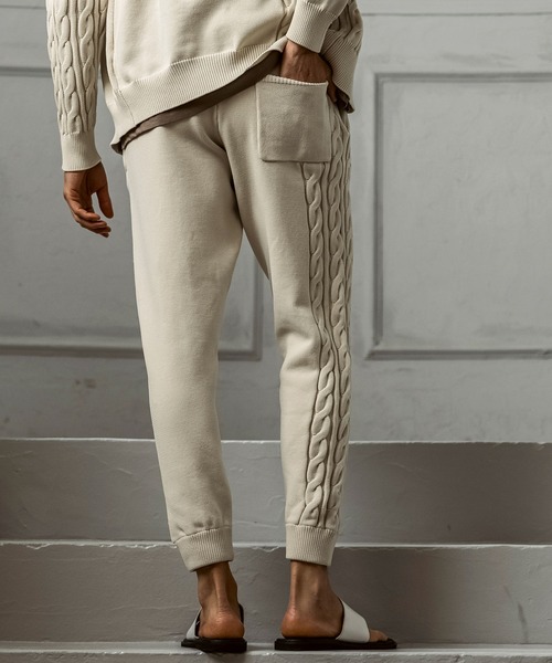 AKM Contemporary（エイケイエムコンテンポラリー） スウェットパンツ