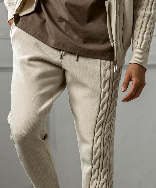 AKM Contemporary（エイケイエムコンテンポラリー） スウェットパンツ