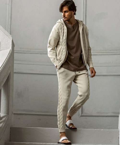 AKM Contemporary（エイケイエムコンテンポラリー） スウェットパンツ