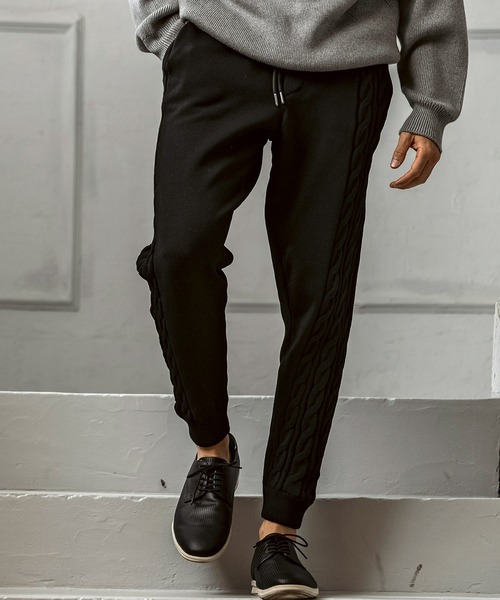 AKM Contemporary（エイケイエムコンテンポラリー） スウェットパンツ