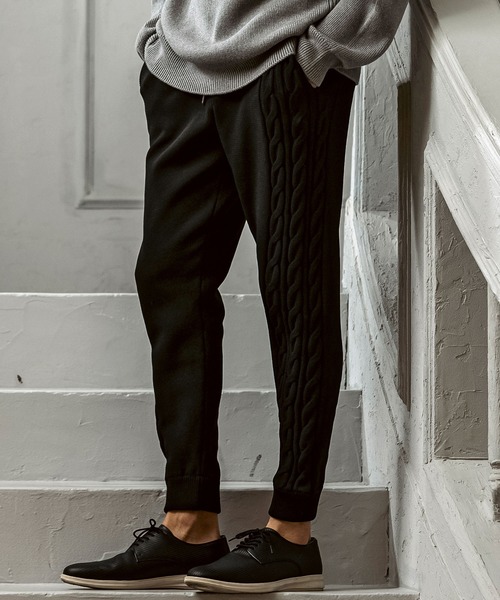 AKM Contemporary（エイケイエムコンテンポラリー） スウェットパンツ