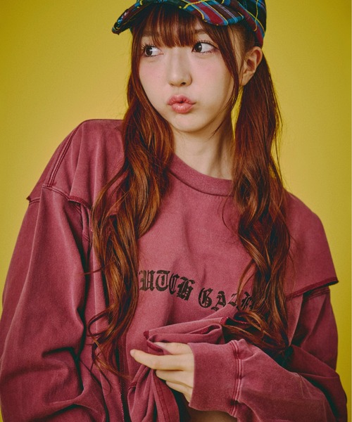 GALFY（ガルフィー） tシャツ GALFY-穴の向こうにわんちゃんロンTee