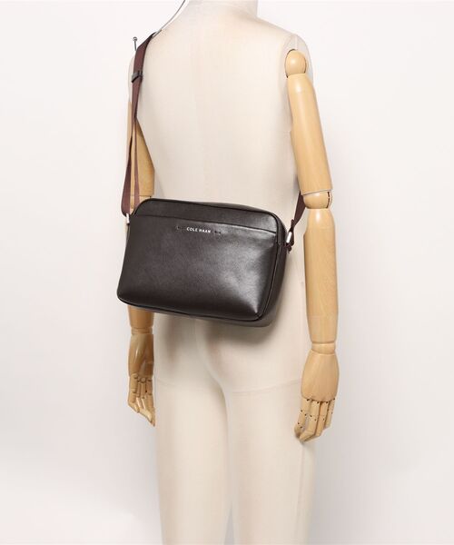 COLE HAAN（コールハーン） ショルダーバッグ スローン カメラバッグ