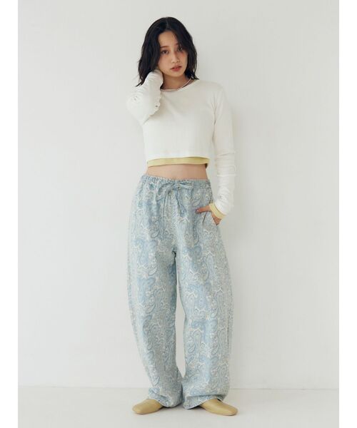 ワイドパンツ ジーンズ デニム デニムパンツ ペイズリーラフデニムパンツ レディースの画像