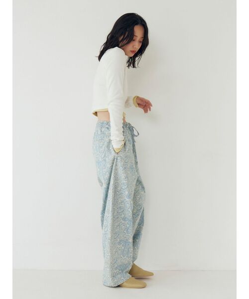 ワイドパンツ ジーンズ デニム デニムパンツ ペイズリーラフデニムパンツ レディースの画像