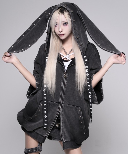 オーバーサイズ ブラック パーカー うさ耳 レフレム 値下げ可 REFLEM（レフレム） パーカー 「REFLEM/レフレム」顔料加工うさ耳ZIP