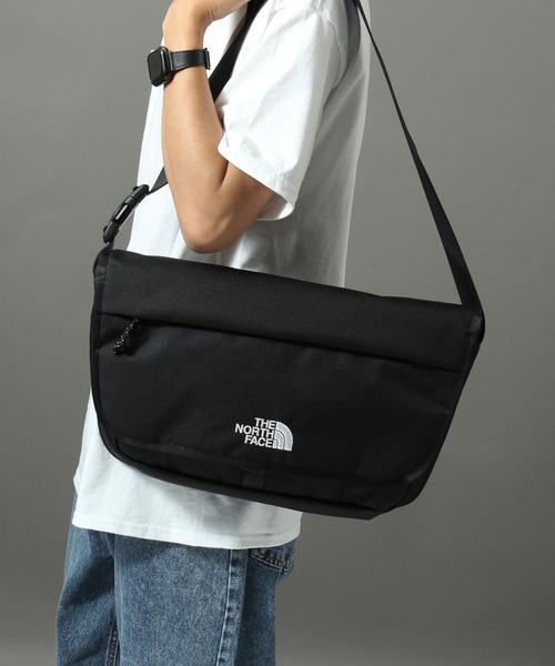 Aki様タグ付き THE NORTH FACE メッセンジャーバッグ ブラック THE NORTH FACE（ザ ノースフェイス） メッセンジャーバッグ FREE