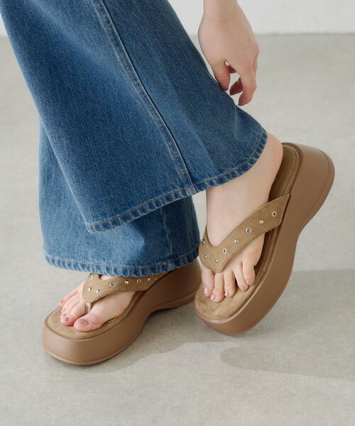 期間限定値下げ☆ SLIPPER スタッズ スエード サンダル Kastane（カスタネ） 厚底 サンダル スタッズスエードトングサンダル