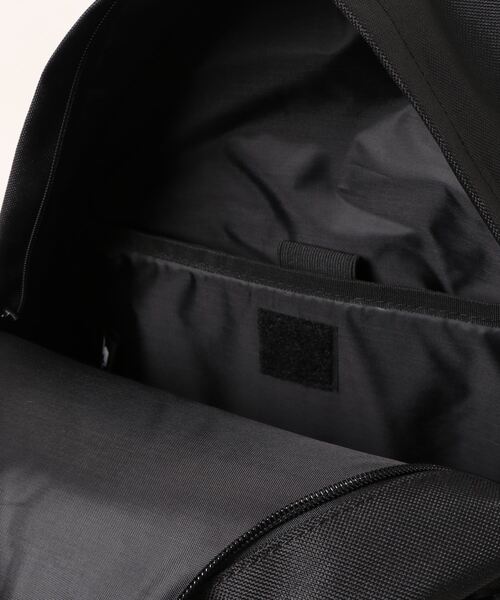 Port（ポート） ショルダーバッグ 「 STARTER BLACK LABEL
