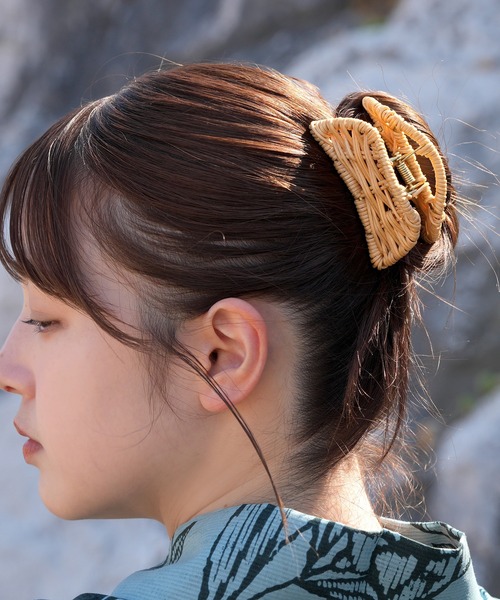utatane ヘアクリップ 髪飾り 籐ハーフムーンヘアクリップ ラタン