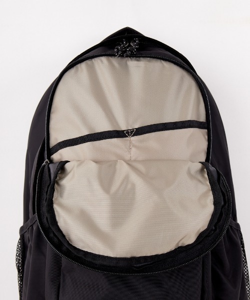 デイバック リュック 「WEB限定」「Columbia/コロンビア」 ワンポイントロゴ パナシーア 25L バックパック レディース メンズの画像