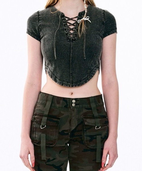 「ODDONEOUT」Washing denim Vneck top レディース