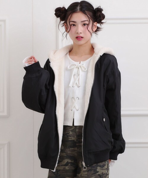 ラディエイト　新品未使用　定価21,000円　ブルゾン RADIATE ラディエイト バックジップフェイクレザーブルゾンタグ付き未