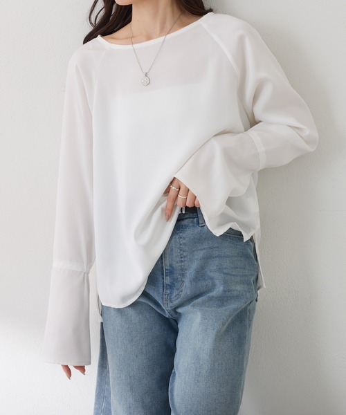 美品　COLLAGE GALLARDAGALANTE 白ブラウス COLLAGE GALLARDAGALANTE（コラージュ ガリャルダガランテ） 長袖