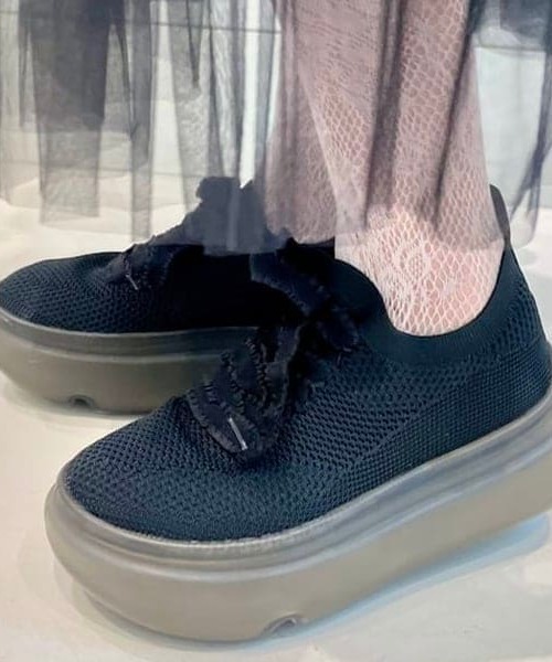 超特価セール開催！！ CAROLINA GLASER スニーカー grouns × Aya / メッシュシューズ 靴