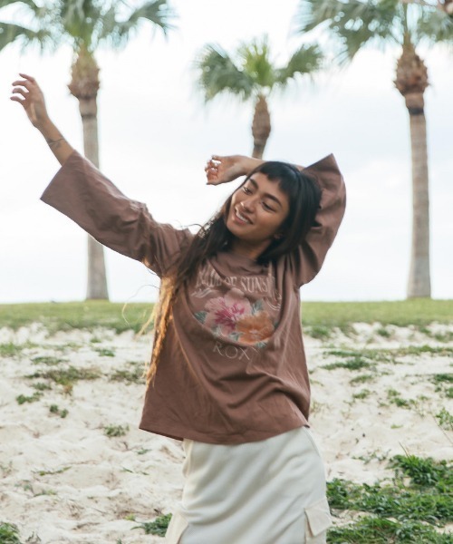 【美品】MOUSSY × ROXY コラボ Tシャツ イエロー チビT Y2K風 美品】MOUSSY × ROXY コラボ Tシャツ イエロー チビT Y2K風