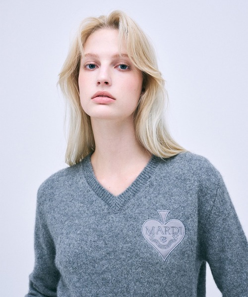 Mardi Mercredi グレー Vネックセーター Mardi Mercredi（マルディメクルディ） ニット セーター RACCOON