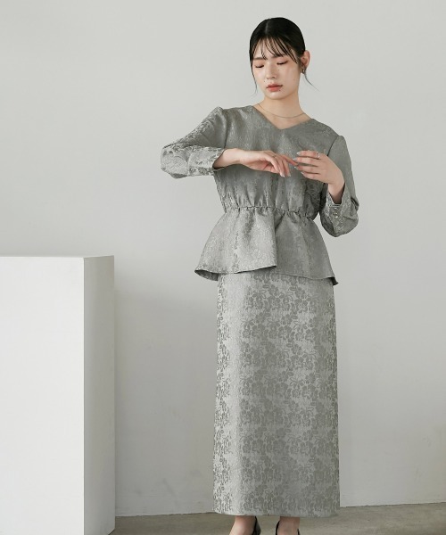 本日限定価格★Callarus Ｖネック ペプラムデザインワンピース ジャガード セール】Vネックジャガードペプラムデザインワンピースドレス