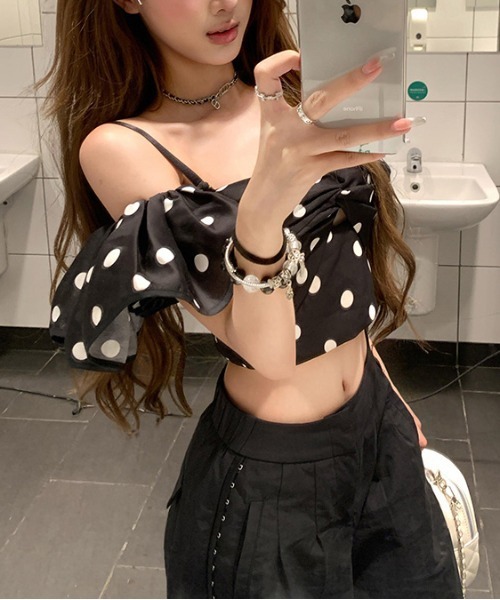 gossip!ロサンゼルス tシャツ Y2K オフショルストラップ 水玉トップス 
