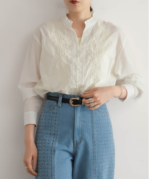 317 希少 人間国宝 井上萬二 白磁花型小鉢 5客 未使用 有田焼 317 希少