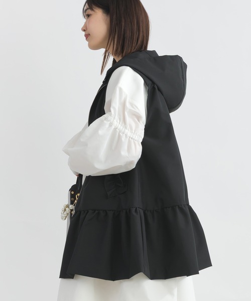 【新品】PICCIN PERLA パールボタンペプラムジレ(Mサイズ) 楽天市場】PICCIN PERLA ポケットフリルペプラムベスト