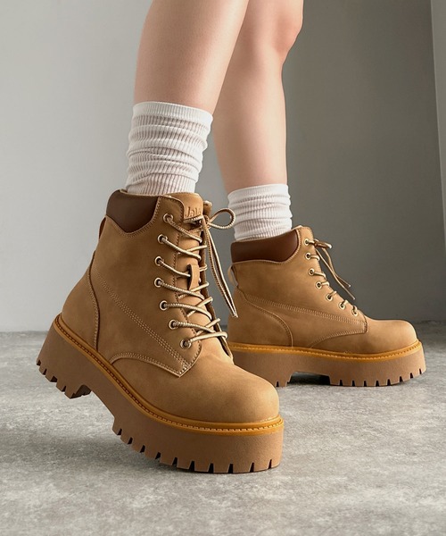 Java ブーツ 「JaVaジャバコラボ」ボリューム感でスタイルアップを