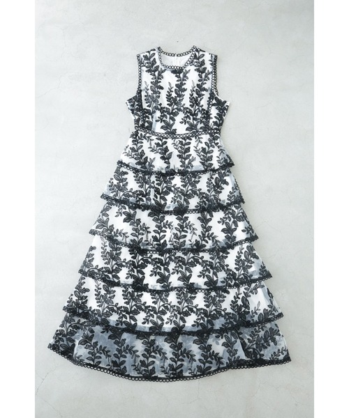 cawaii ワンピース リーフ刺繍の段フレアオーガンジーロングワンピース