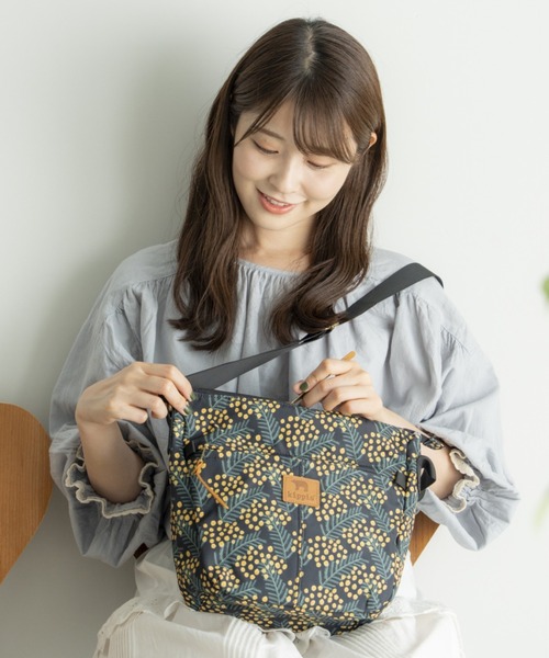 kippis（キッピス） ショルダーバッグ バッグ 台形ショルダーバッグ