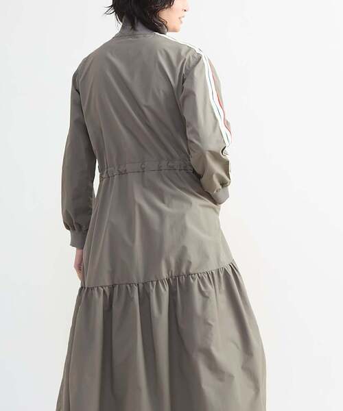 CONVERSE TOKYO ワンピース SIDE LINE TRACK TIERED DRESS : ZOZOTOWN