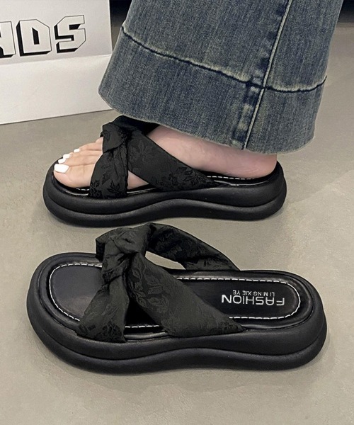 miniministore（ミニミニストア） サンダル ドット柄クロスリボン厚底