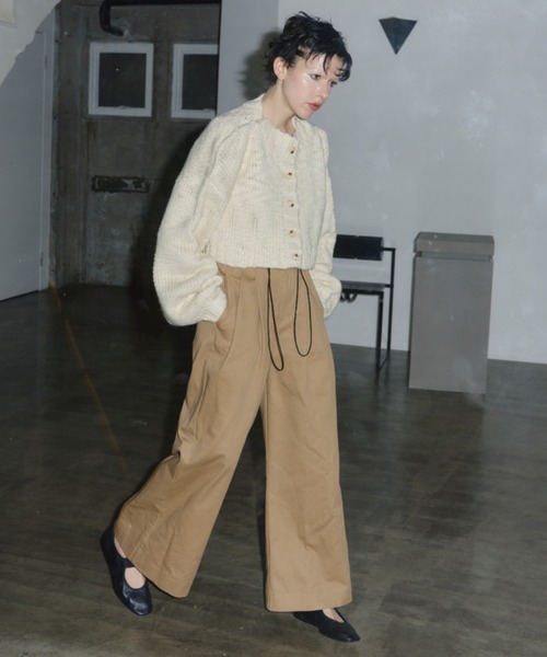 「PERNA」 チノパンツ MEDIUM ベージュ レディースの画像