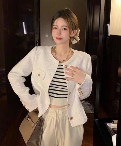 R*‬様 CHANEL BOUTIQUE ノーカラーショートジャケット LADY LIKE（レディライク） ジャケット ノーカラージャケット ゴールド