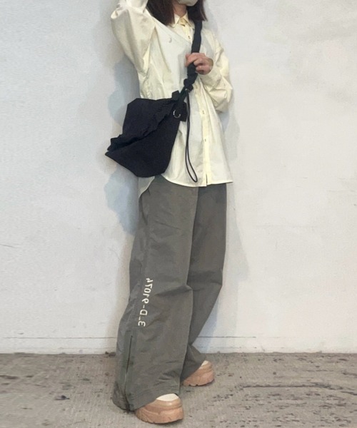INTER FACTORY ショルダーバッグ バッグ nene - フリル