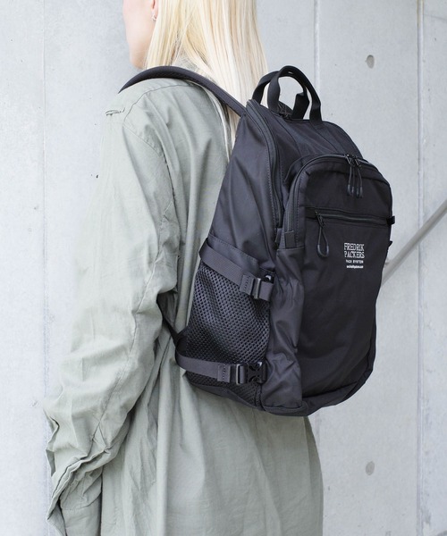 FREDRIK PACKERS（フレドリックパッカーズ） デイバック リュック