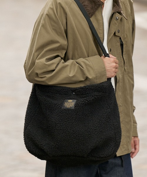 「KiU」 2WAYバッグ FREE キャメル レディース_画像4