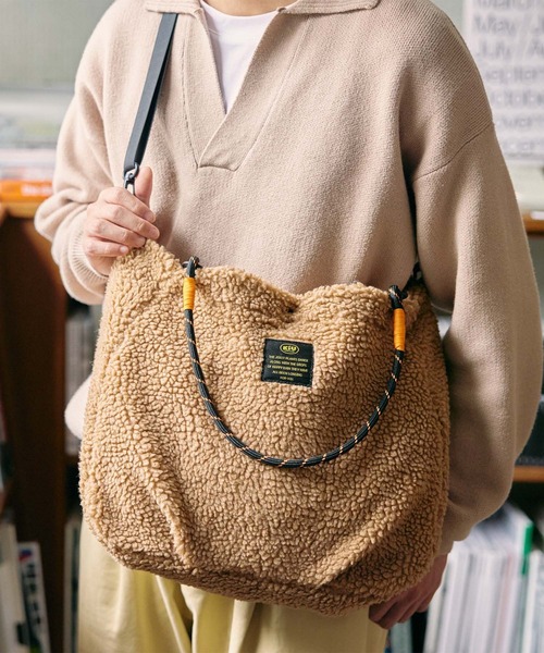 「KiU」 2WAYバッグ FREE キャメル レディース_画像6