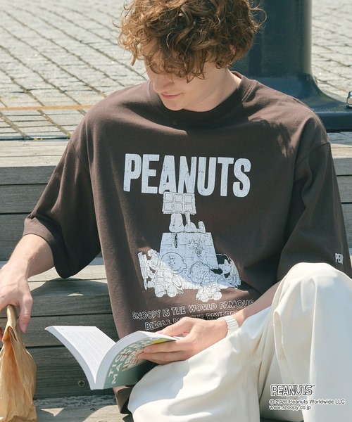 PEANUTS tシャツ 「Exclusive」PEANUTS College Logo S/S Tee PEANUTS tシャツ 「Exclusive」PEANUTS College Logo S/S Tee