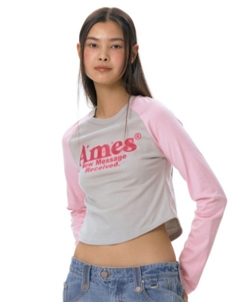 tシャツ A'GEM/9 × .kom「AMES WORLDWIDE/アメスワールドワイド」ROUND HEM RAGLAN LS TEE/ラウンドヘ