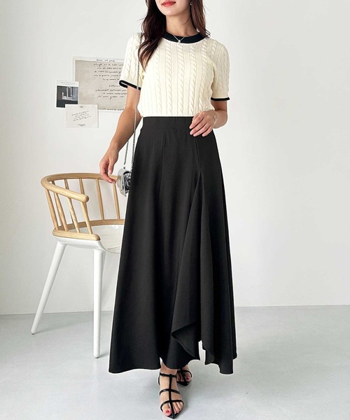 ラッフルフリル黒ニット& DOLCE&GABBANA シルクスカート ラッフルフリル黒ニット& DOLCE&GABBANA シルクスカート