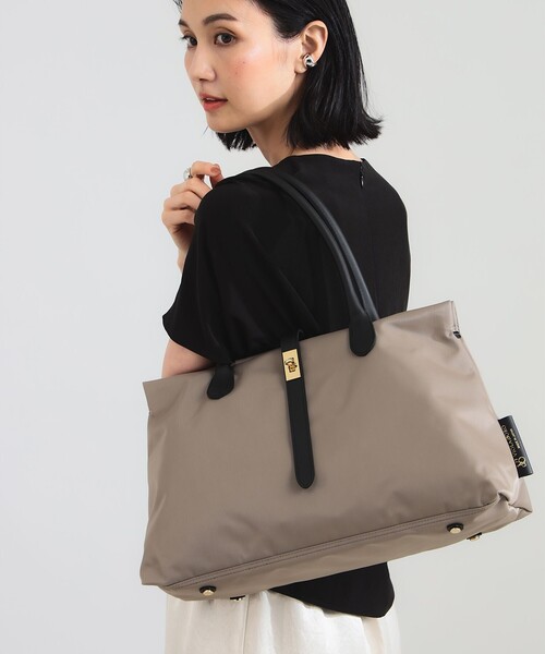 VIOLAd'ORO（ヴィオラドーロ） トートバッグ VIOLAd'ORO / ナイロン